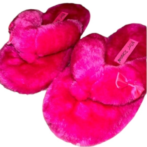 Betsey Johnson Women's Pink Slippers Sz M 7-8 Women - Picture 2 of 6